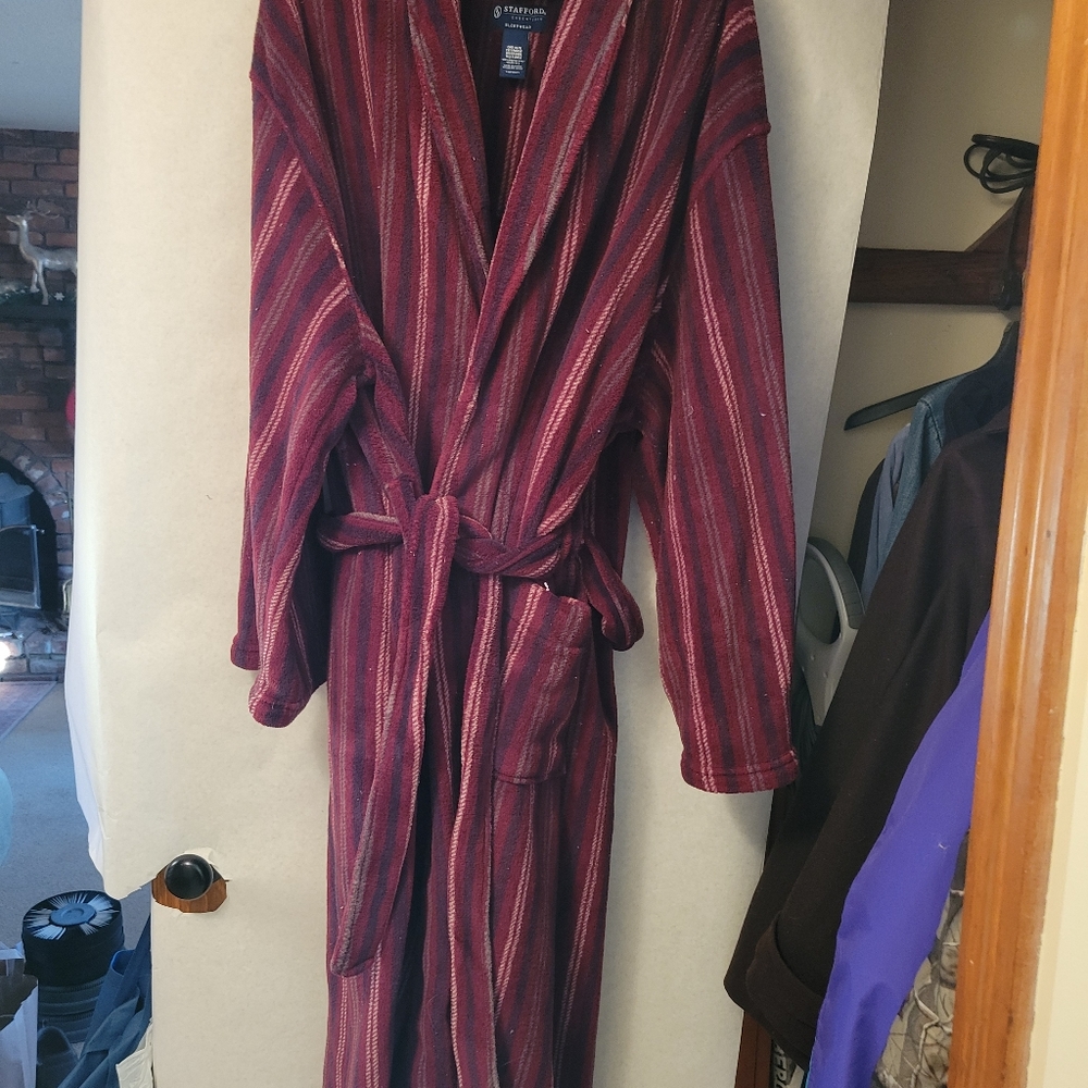Stafford Essentials Big Tall Fleece Robe, One Size